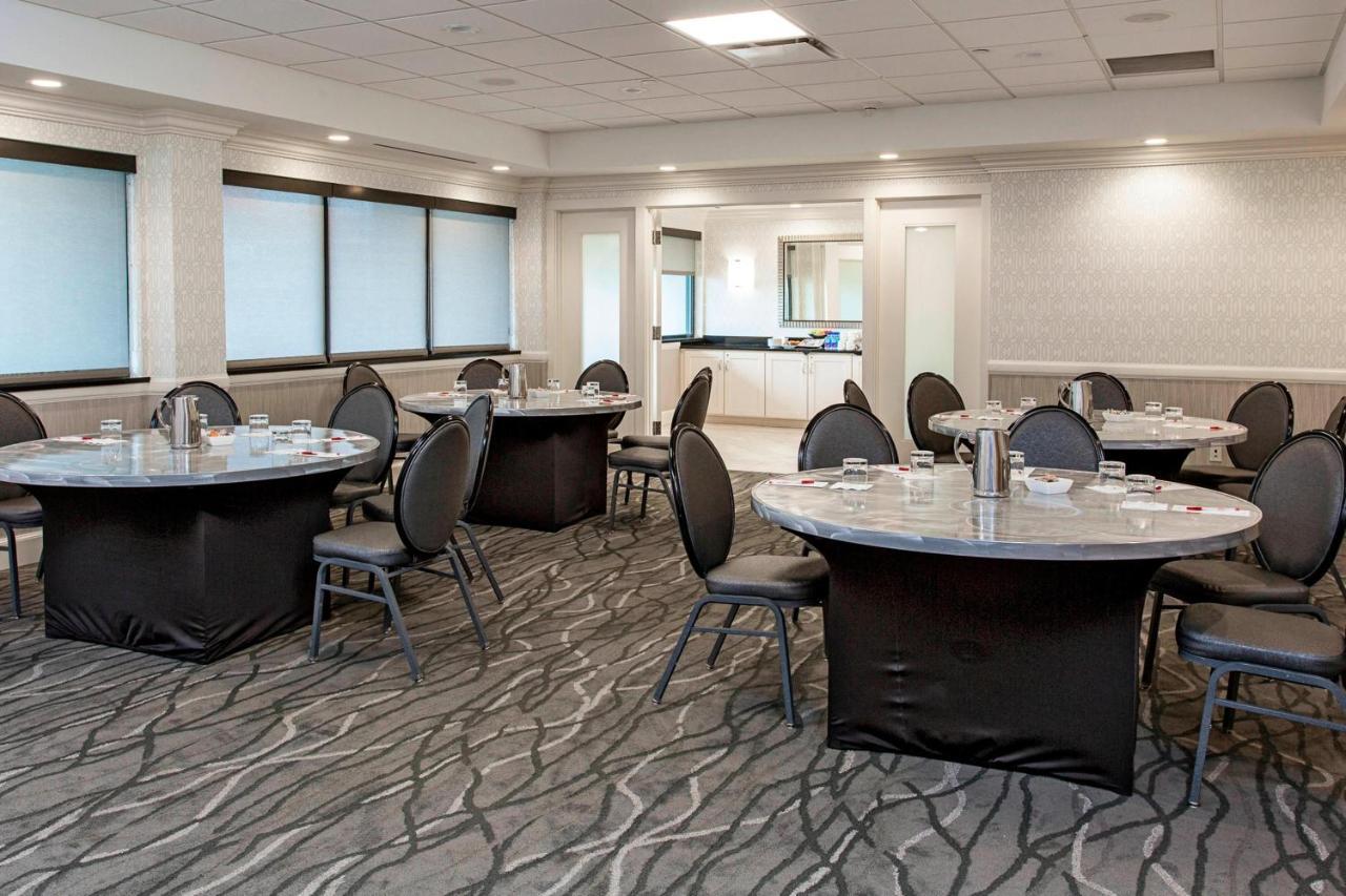 Rochester Airport Marriott Dış mekan fotoğraf
