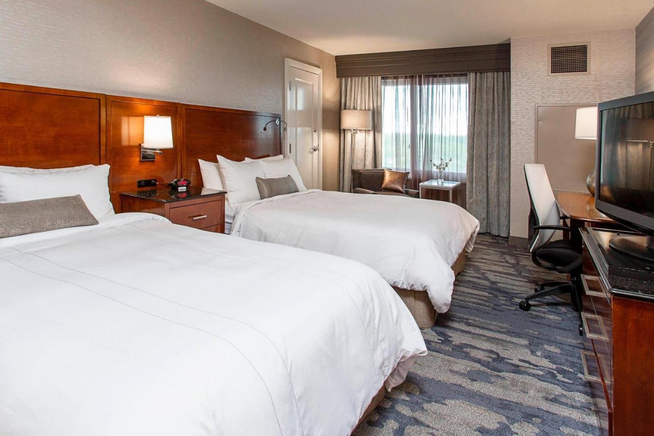 Rochester Airport Marriott Dış mekan fotoğraf