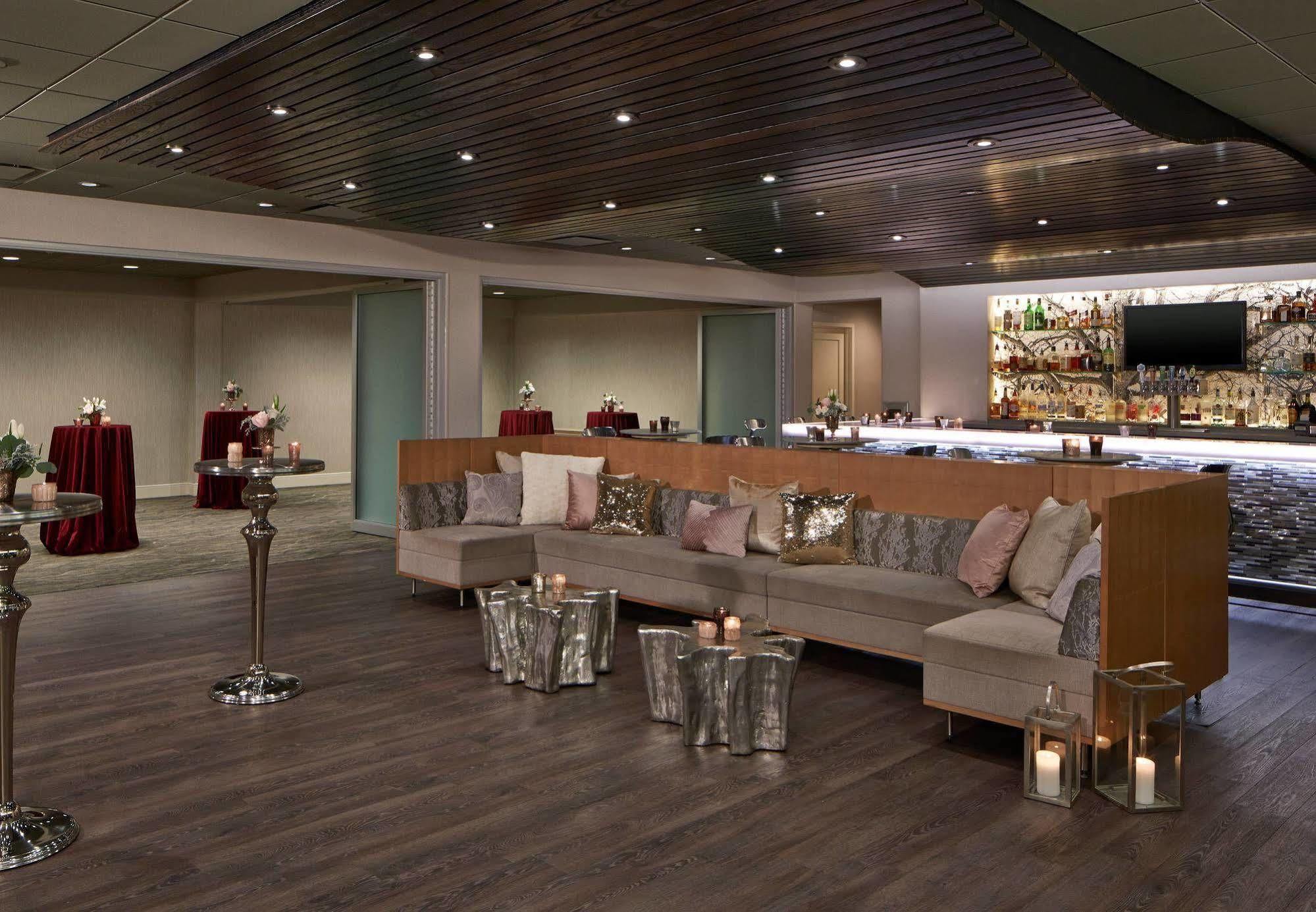 Rochester Airport Marriott Dış mekan fotoğraf