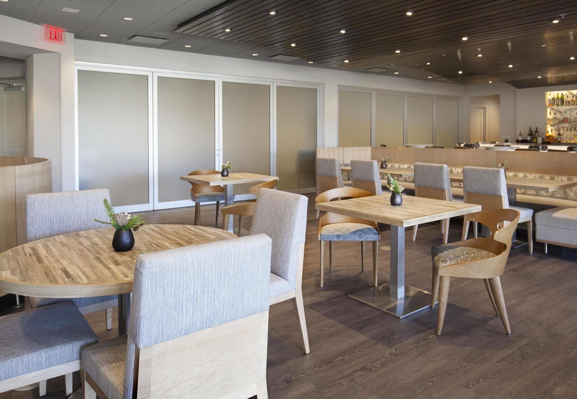 Rochester Airport Marriott Dış mekan fotoğraf