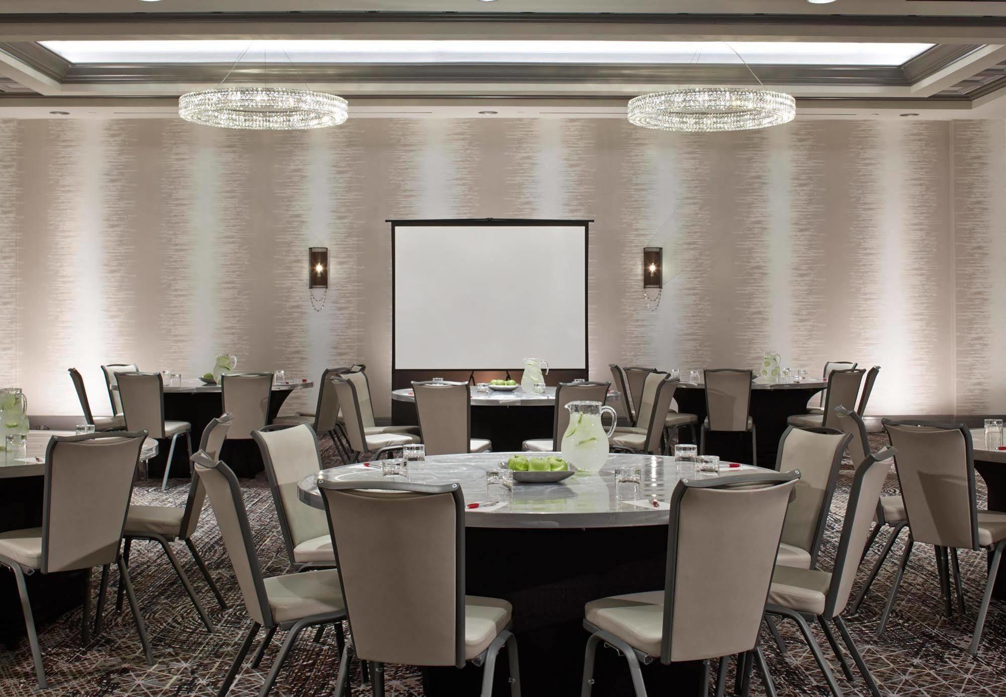 Rochester Airport Marriott Dış mekan fotoğraf